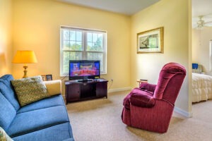 Apartment sitting area
